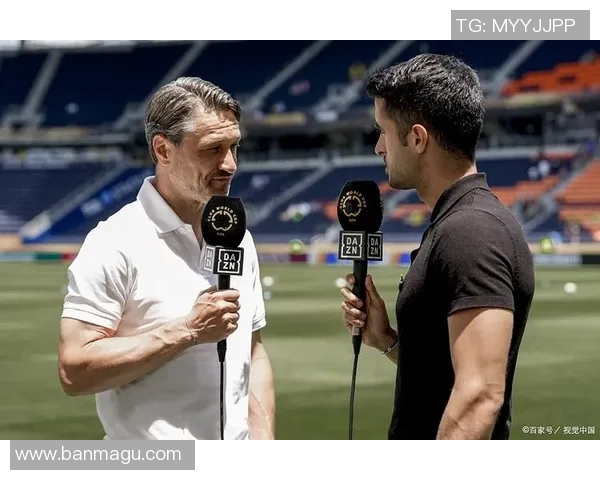 知名足球明星因争议言论公开道歉引发广泛关注与讨论 知名足球明星因争议言论公开道歉引发广泛关注与讨论