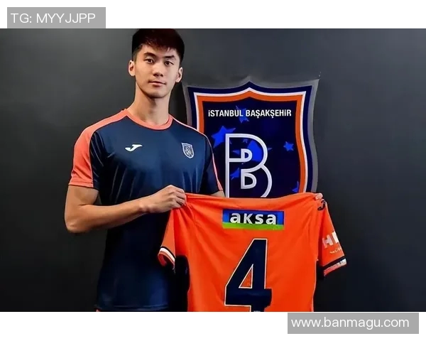 八旬老人足球明星的传奇人生与不屈精神激励年轻一代追梦之路